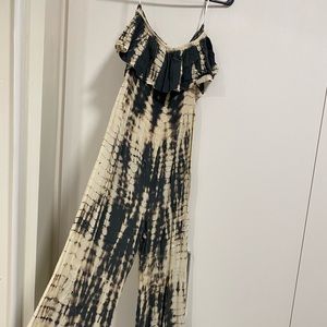 NEW WITHOUT TAGS NEVER WORN TIE DYE JUMPSUIT! ORDERED FROM VICI